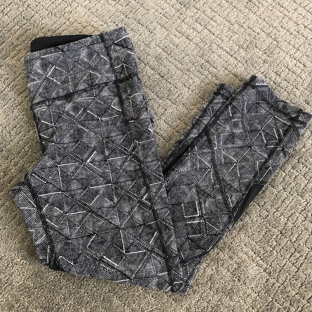 Lululemon crop leggings